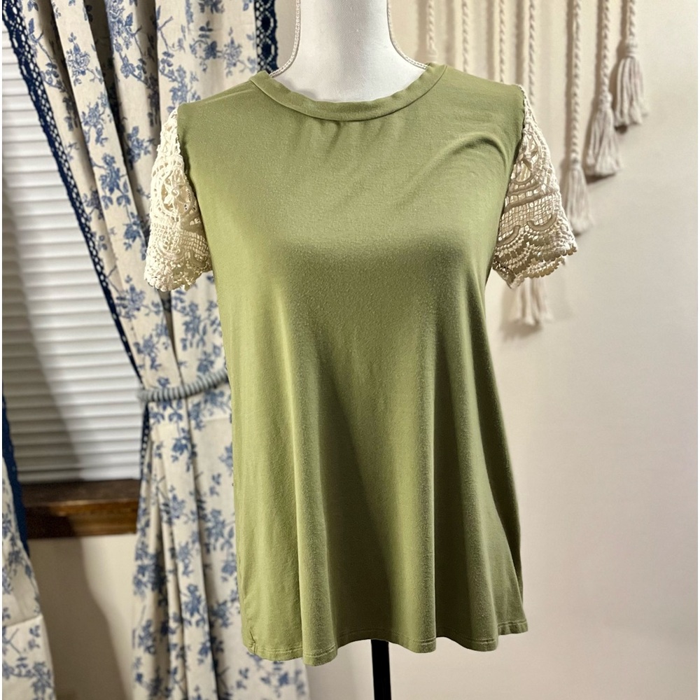 Crochet Sleeve Tee